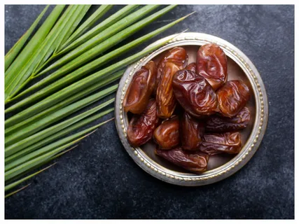 تصویر 4 از قیمت خرید خرما رطب برحی + فروش ویژه